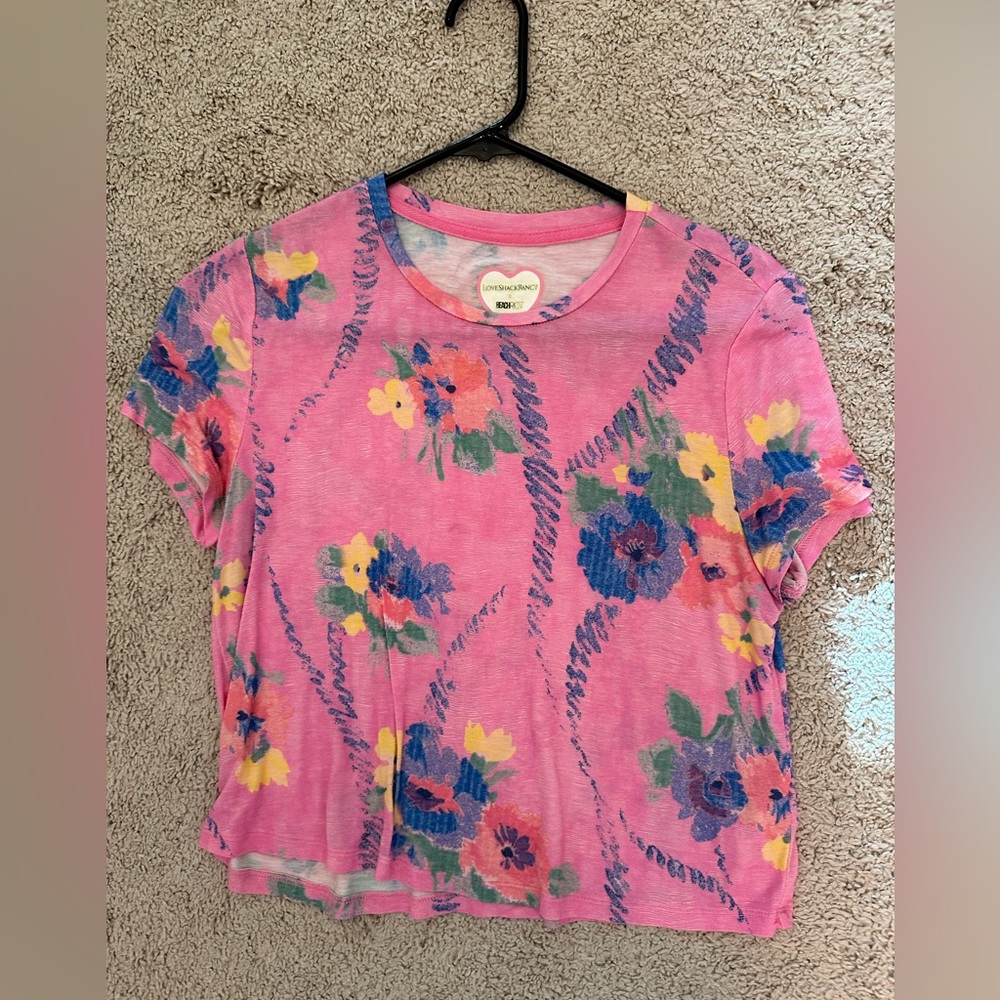 LoveShackFancy x Beach Riot Crop Tshirt - Hints of Hibiscus - Picture 3 of 4